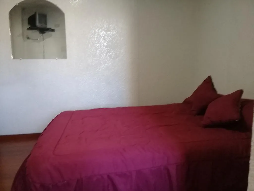 Hostal Yalconia Quito 0*,