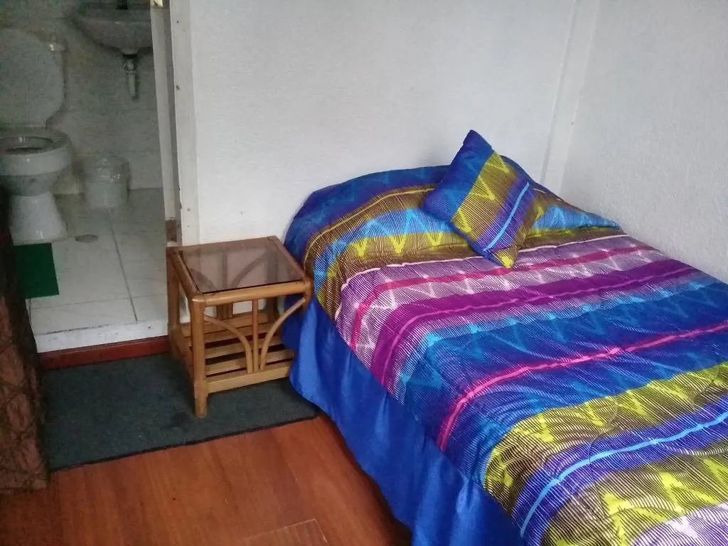 Hostal Yalconia Quito 0*,