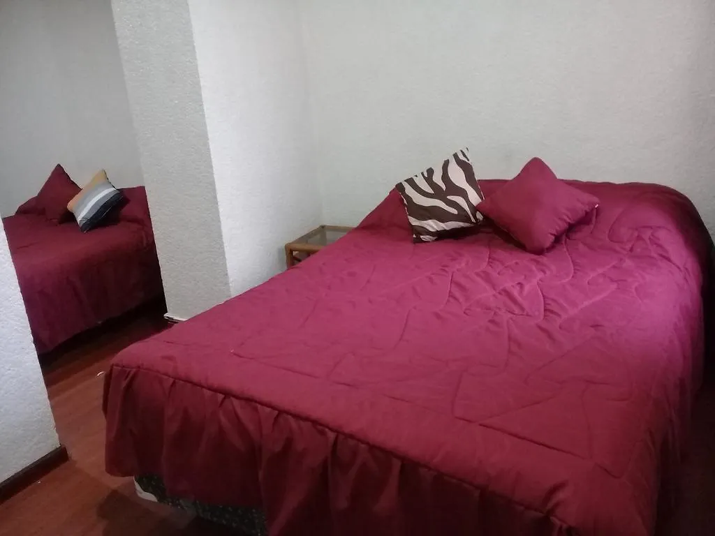 Hostal Yalconia Quito 0*,  Ecuador
